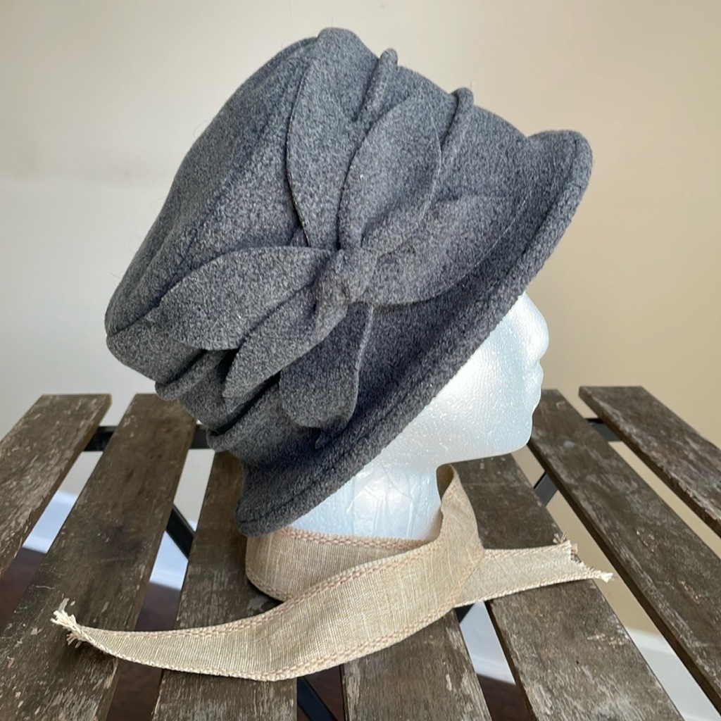Hats Scarves And More Fleece Hat Dark Gray Decorative Flower Size ML